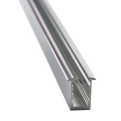 6063 T5 Eloksallı Gümüş D ​​Şekli 5.8m Alüminyum Alaşımlı Merdiven Profilleri